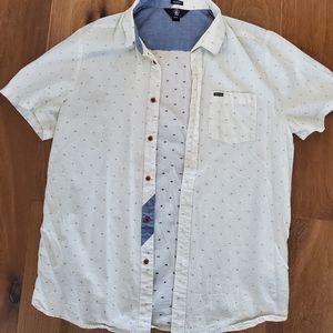 Volcan button up